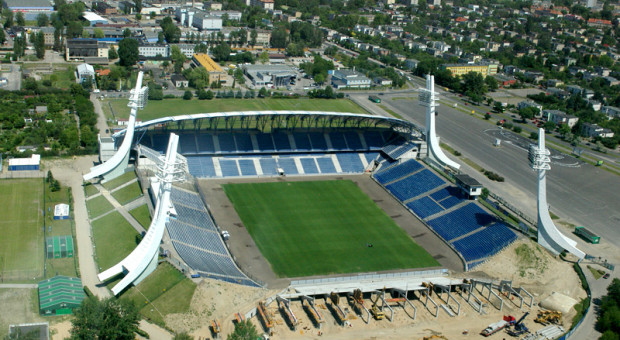 Jak powstaje nowy stadion w Poznaniu