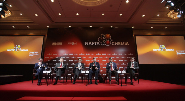 Nafta/Chemia 2016: Innowacje, inwestycje, reakcje. Czas przeobrażeń w polskiej  chemii 