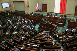 Rusza posiedzenie Sejmu, posłowie ostro biorą się do pracy. Oglądaj transmisję na żywo