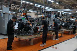Fabrica de mașini a lui Zeekr din Ningbo funcționează pe aceeași platformă pe care o va folosi Izera.
