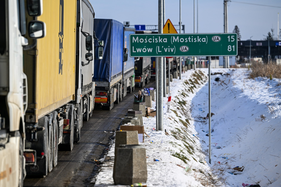 România își taie dinții.  El vrea să preia rolul Poloniei în transportul ucrainean
