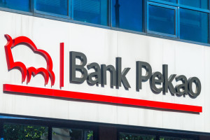 Bank Pekao zanotował w 2023 r. rekordowy zysk netto, w wysokości ponad 6,5 mld zł