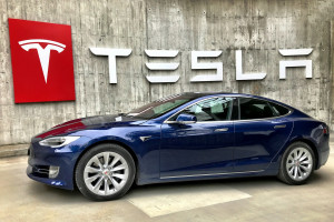 Elon Musk chce podbić największy rynek samochodów elektrycznych
