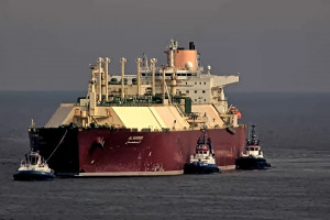 Katarczycy rządzą w naszym terminalu LNG. Idą na rekord