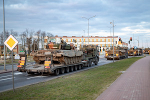 Europa buduje drogi oraz kolej pod czołgi i transportery opancerzone