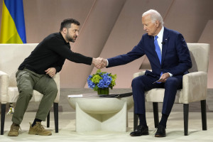 Pentru o întâlnire bilaterală între președintele american Joe Biden și președintele ucrainean Volodymyr Zelensky, în marja Summit-ului NATO.